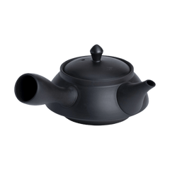 Matte black Japanese kyusu 8 ounce teapot by Ippodo Tea. Left side handle kyusu for brewing traditional Japanese green tea.