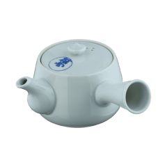 Large white porcelain right-handed kyusu teapot handcrafted with side-hold hollow handle and blue Japanese characters on lid