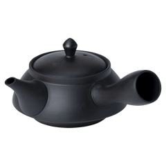 Matte black Japanese kyusu 8 ounce teapot by Ippodo Tea. Right side handle kyusu for brewing traditional Japanese green tea.