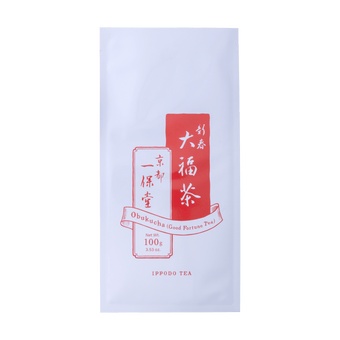 White package with red details of Ippodo's winter edition Obukucha Good Fortune Tea premium Japanese genmaicha 100g bag