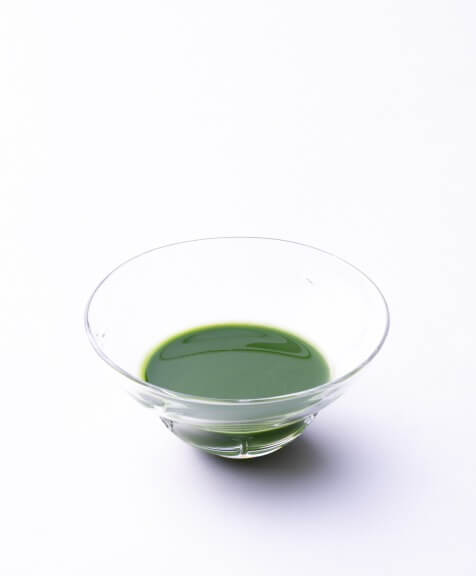 Ippodo Tea - How to Make Foamy, Creamy Matcha with a chasen (A case for foam-free matcha)