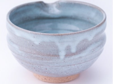 Ippodo Tea - White Tea Bowl with Spout - Thick glazing forms patterns and textures.